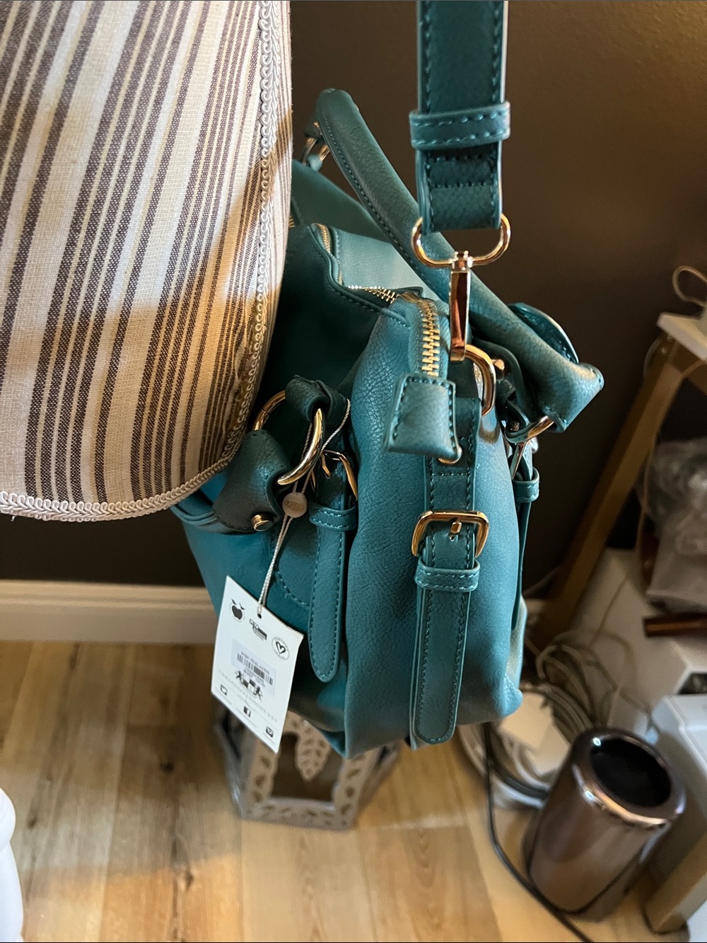 NWT. Urban Expressions, Teal Shoulder Bag &/or crossbody, Luxury Vegan Leather - Picture 3 of 13